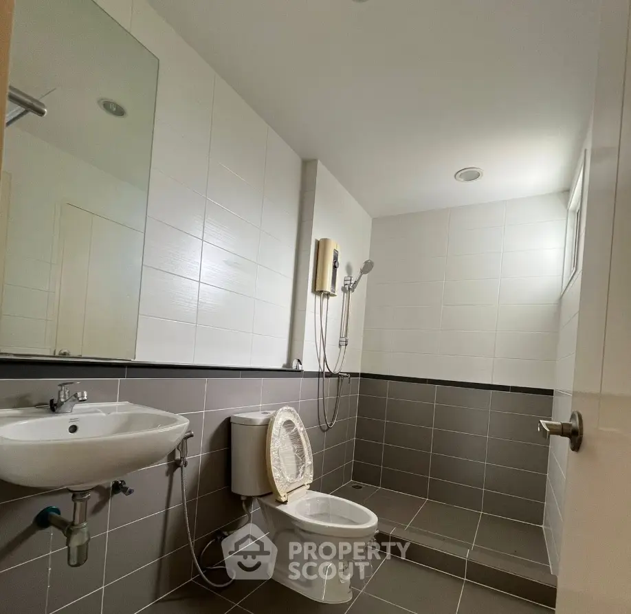 Screenshot 2026-01-09 202552.png