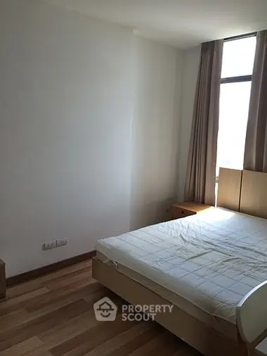 Fully Furnished 2 Bedrooms Condo at Ideo Blucove Sukhumvit Bedroom