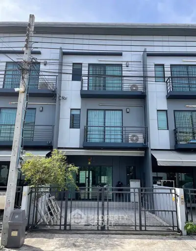 image_rental-27969215