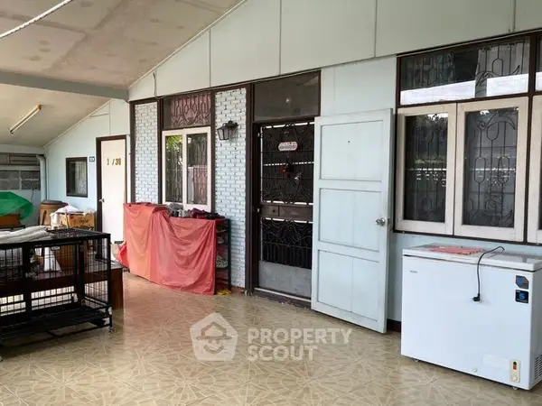 image_rental-13934606