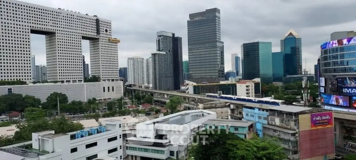 Stunning cityscape view showcasing modern skyscrapers and urban architecture in a bustling metropolis.