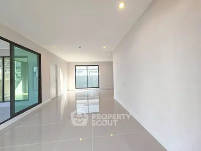 image_rental-26850379