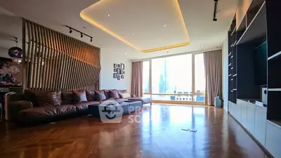 image_rental-30353677