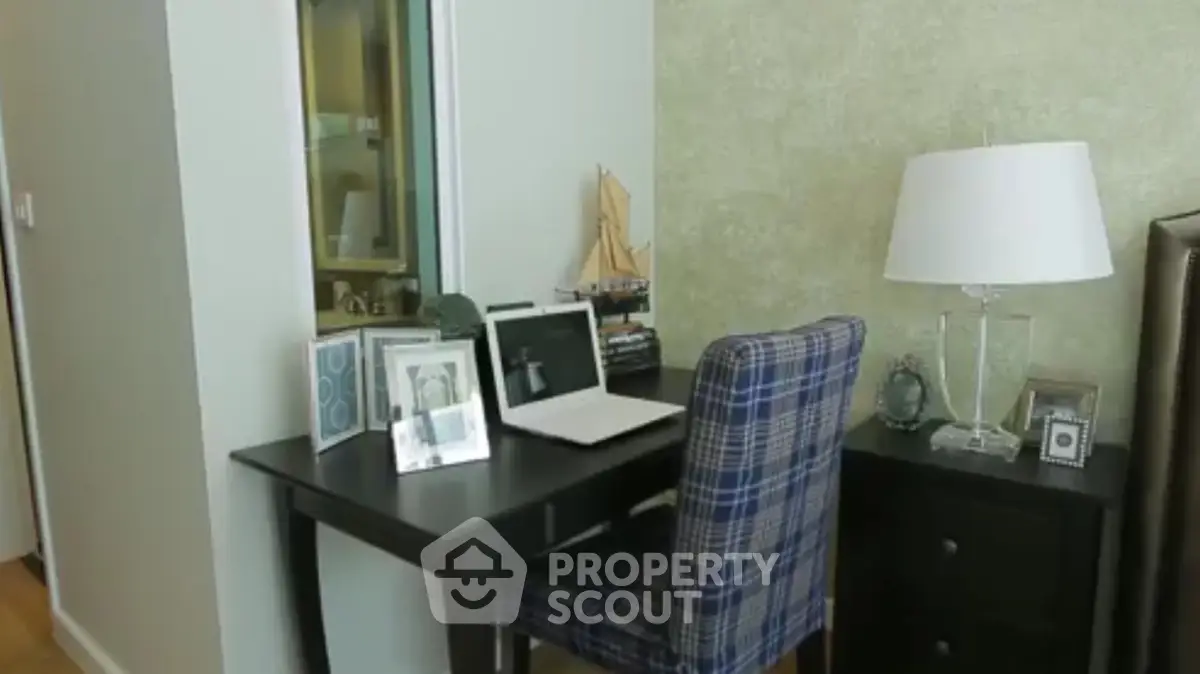 Fully Furnished 1 Bedroom Condo at Condolette Dwell Sukhumvit 26-1