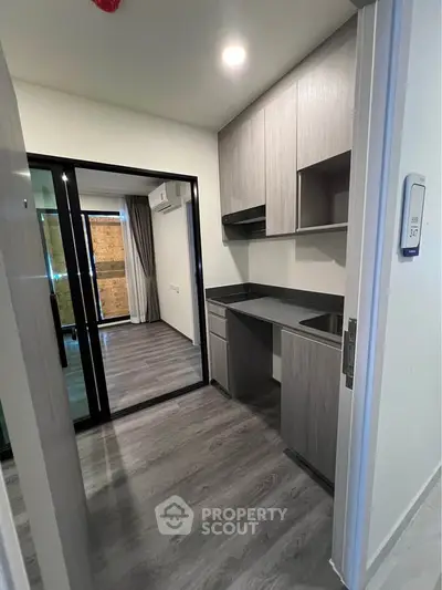 image_rental-29002196