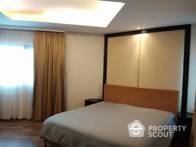  2 Bedrooms Condo at Sathorn Gardens-5