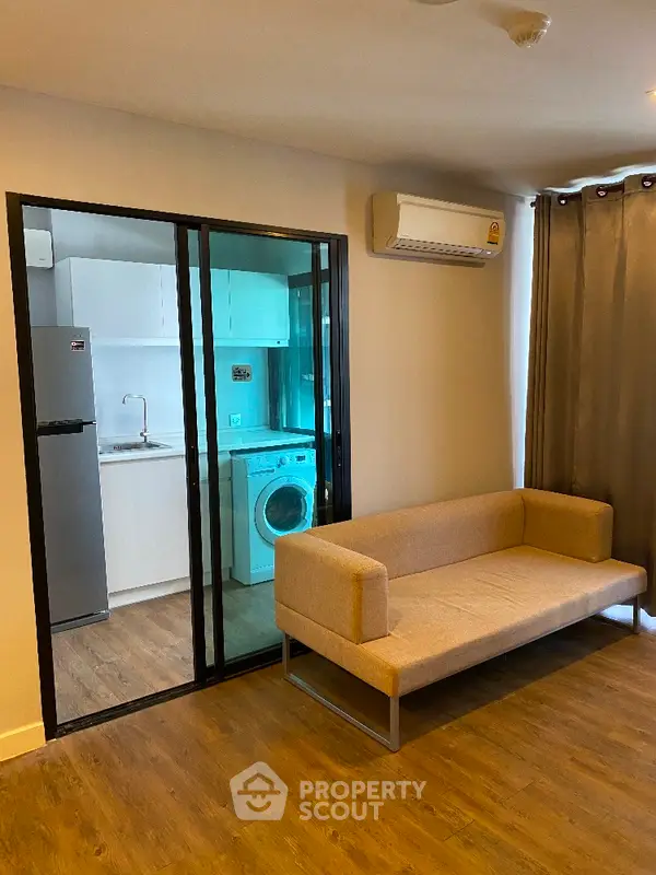 image_rental-11349126