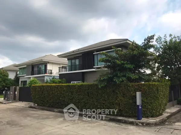 image_rental-6373168