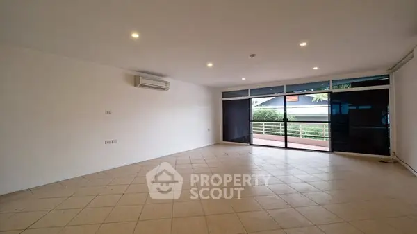 image_rental-29993826