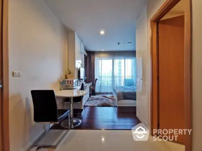  1 Bedroom Condo at Circle Condominium-3