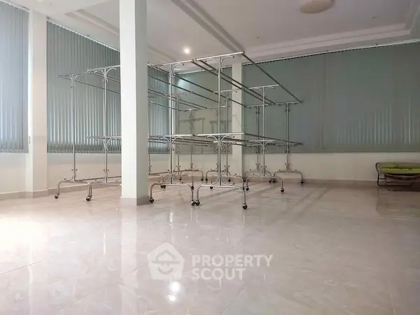 image_rental-27587341