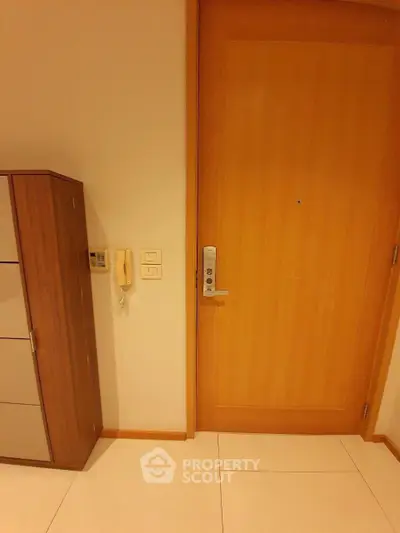  1 Bedroom Condo at The Emporio Place Sukhumvit 24-4
