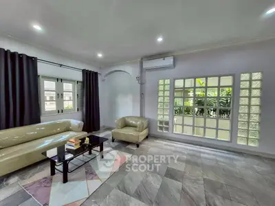 image_rental-27385178