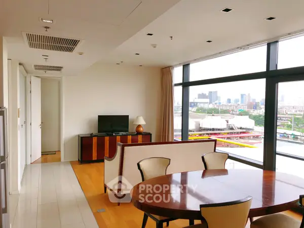 image_rental-5295888