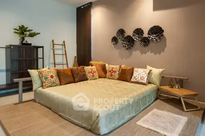 Luxurious living room with elegant decor and cozy seating area, perfect for relaxation and entertaining.