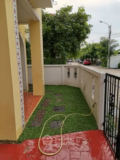 image_rental-7172482