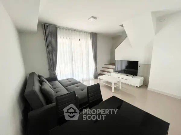 image_rental-30803250