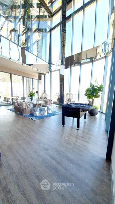  2 Bedrooms Condo at Ideo Mobi Sukhumvit-2