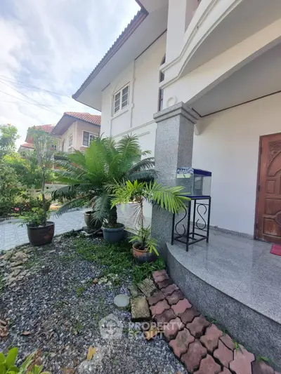 image_rental-28944819