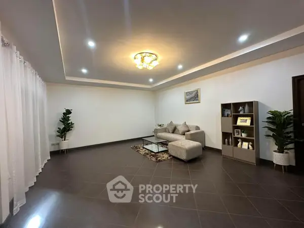 image_rental-10824858