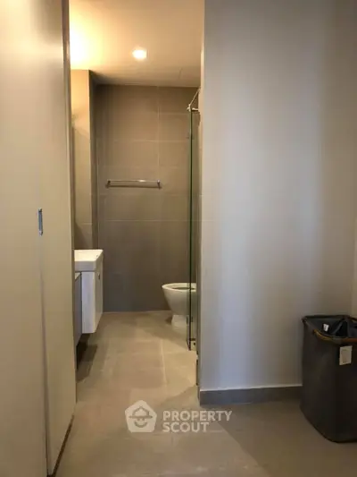 Fully Furnished 1 Bedroom Condo at Noble Ploenchit-3