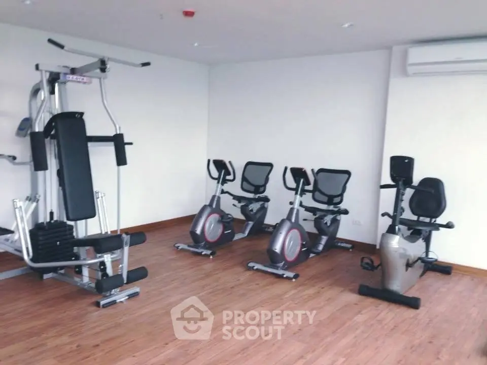 1 Bedroom Condo at Regent Orchid Sukhumvit 101-1