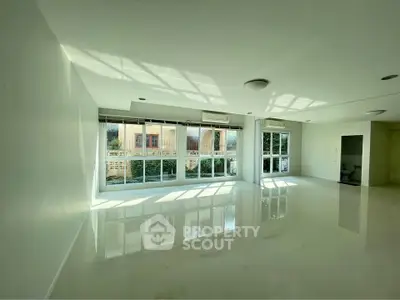 image_rental-28103425