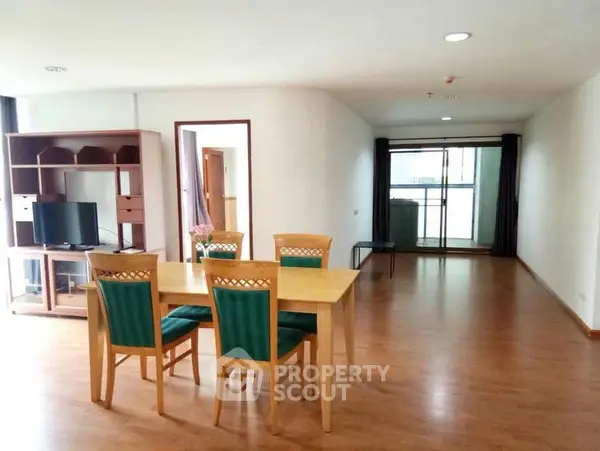 image_rental-5783495