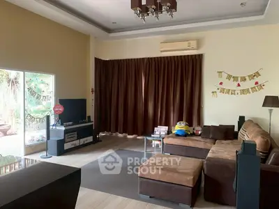 image_rental-31768786