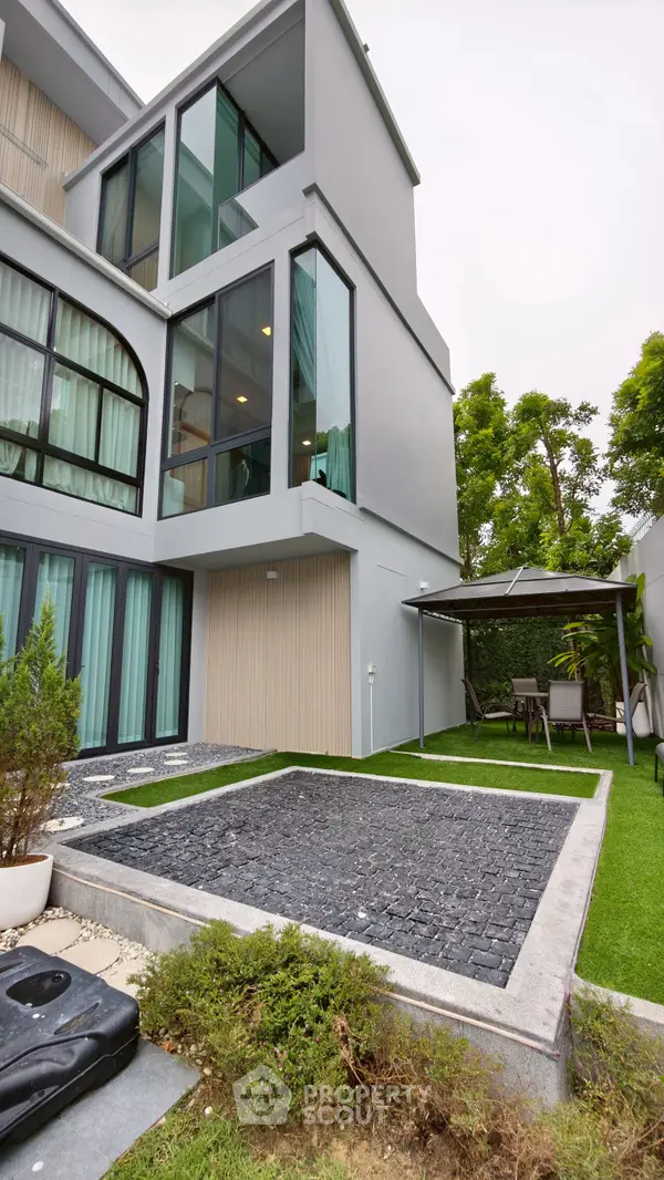 image_rental-27098688