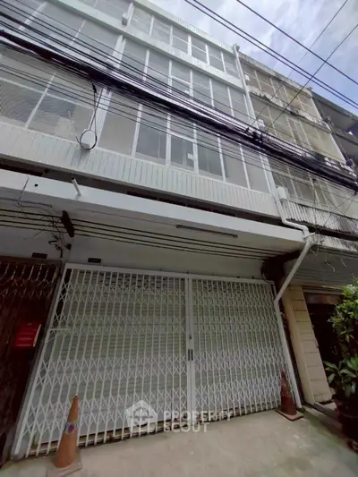 image_rental-27746588