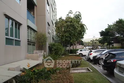 1 Bedroom Condo at Lumpini Ville Ramkhamhaeng 26-4