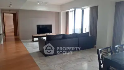 image_rental-31329870