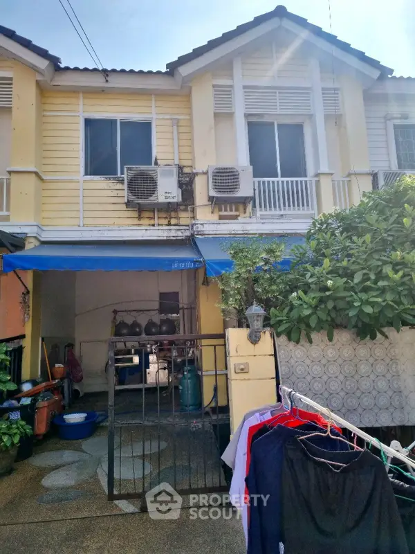 image_rental-22990679