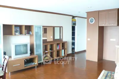  1 Bedroom Condo at Silom Suite Condominium-3