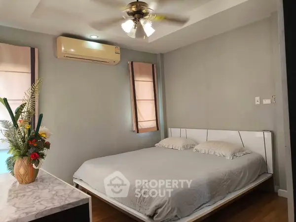 image_rental-27102144