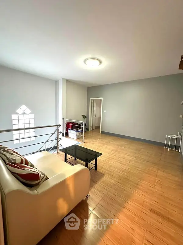 image_rental-27750686