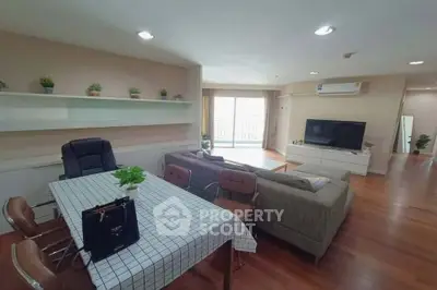 image_rental-30284494