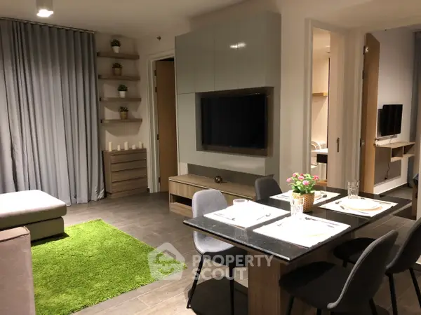 image_rental-5296799