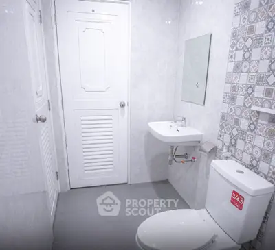 Screenshot 2025-10-05 215355.png