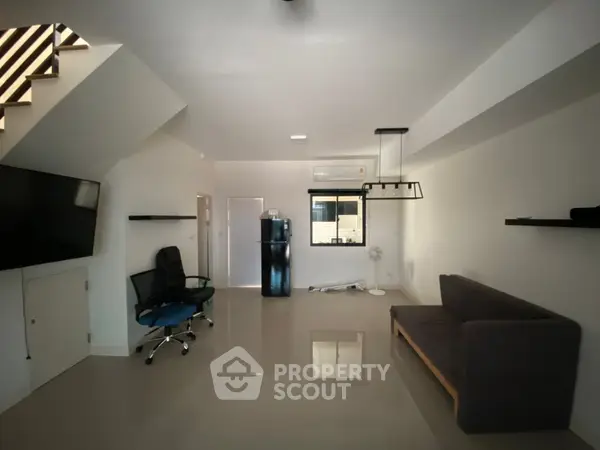 image_rental-15668025