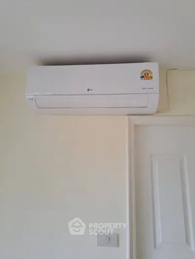 Modern air conditioning unit installed in a residential interior, enhancing comfort and energy efficiency.