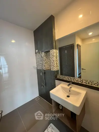 Modern bathroom with sleek design and stylish fixtures