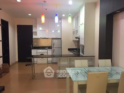  2 Bedrooms Condo -3