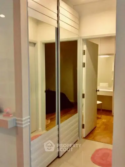  1 Bedroom Condo at Villa Sathorn-3