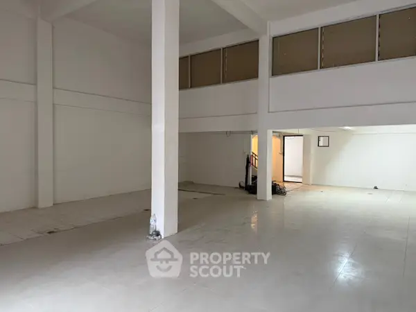 image_rental-27432916