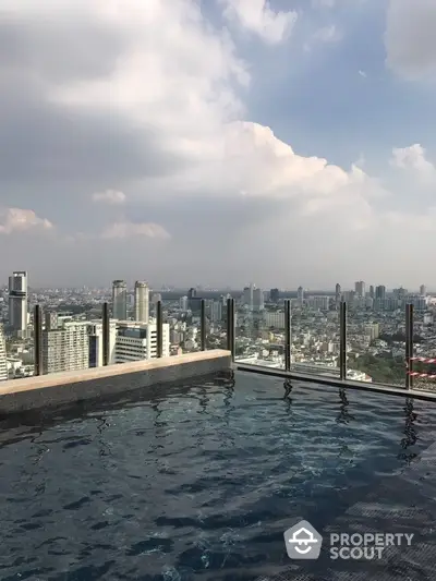  1 Bedroom Condo at The Diplomat Sathorn-2