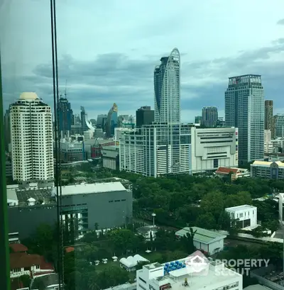  1 Bedroom Condo at Wish Signature Midtown Siam-3