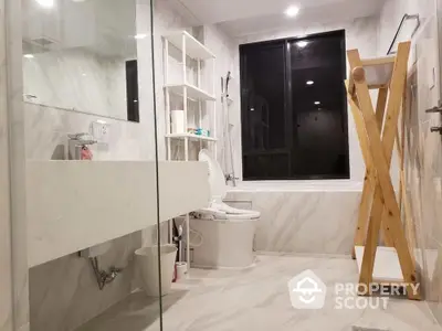  2 Bedrooms Condo at Ideo Mobi Sukhumvit-5