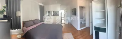  2 Bedrooms Condo -3
